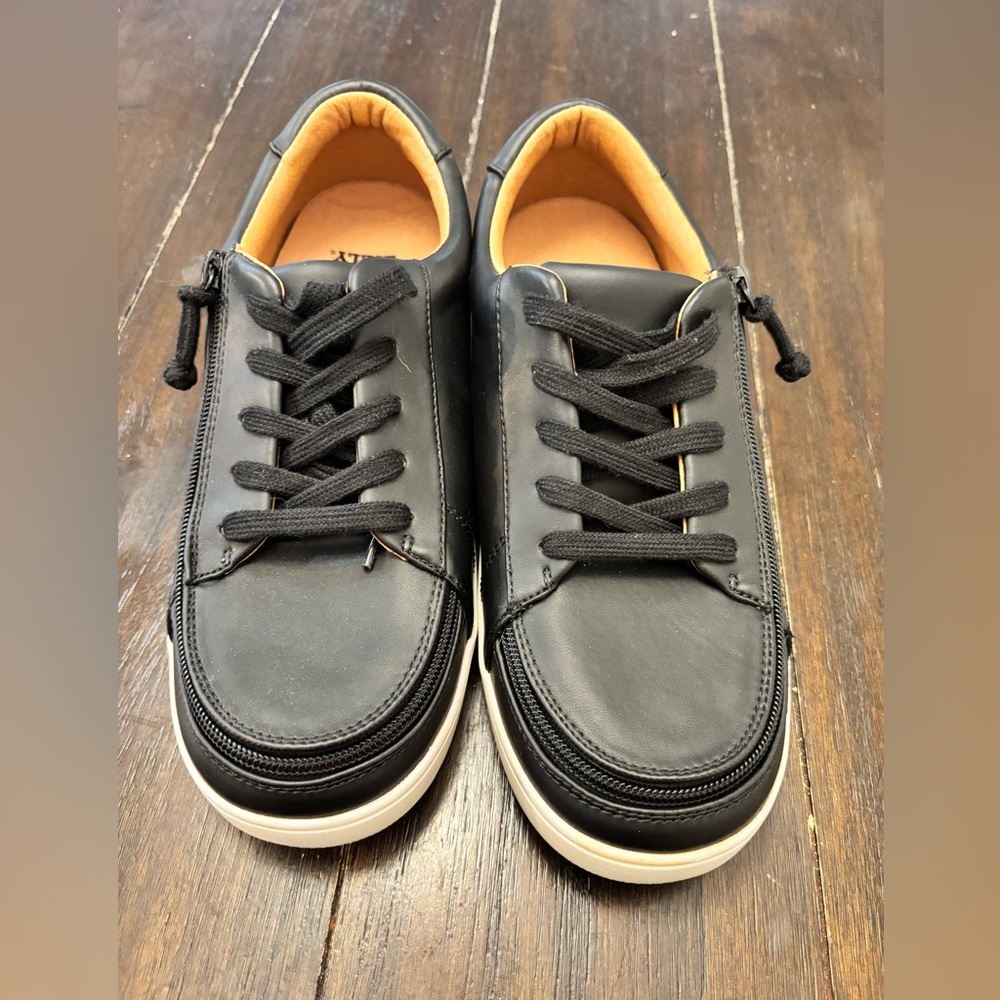 Billy Goat Women's AFO friendly shoes